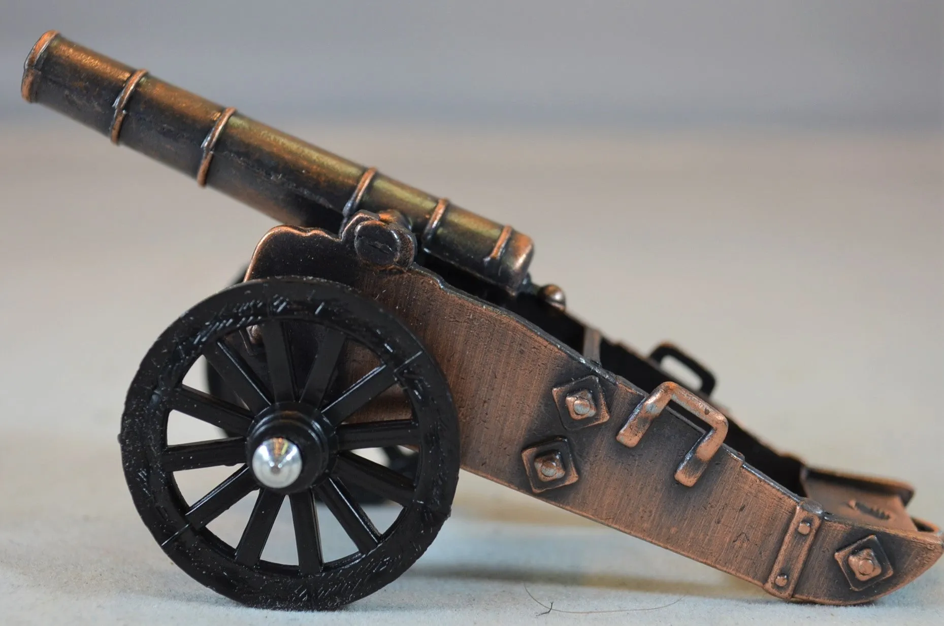 American Revolution Cannon Die-cast Pencil Sharpener Americana