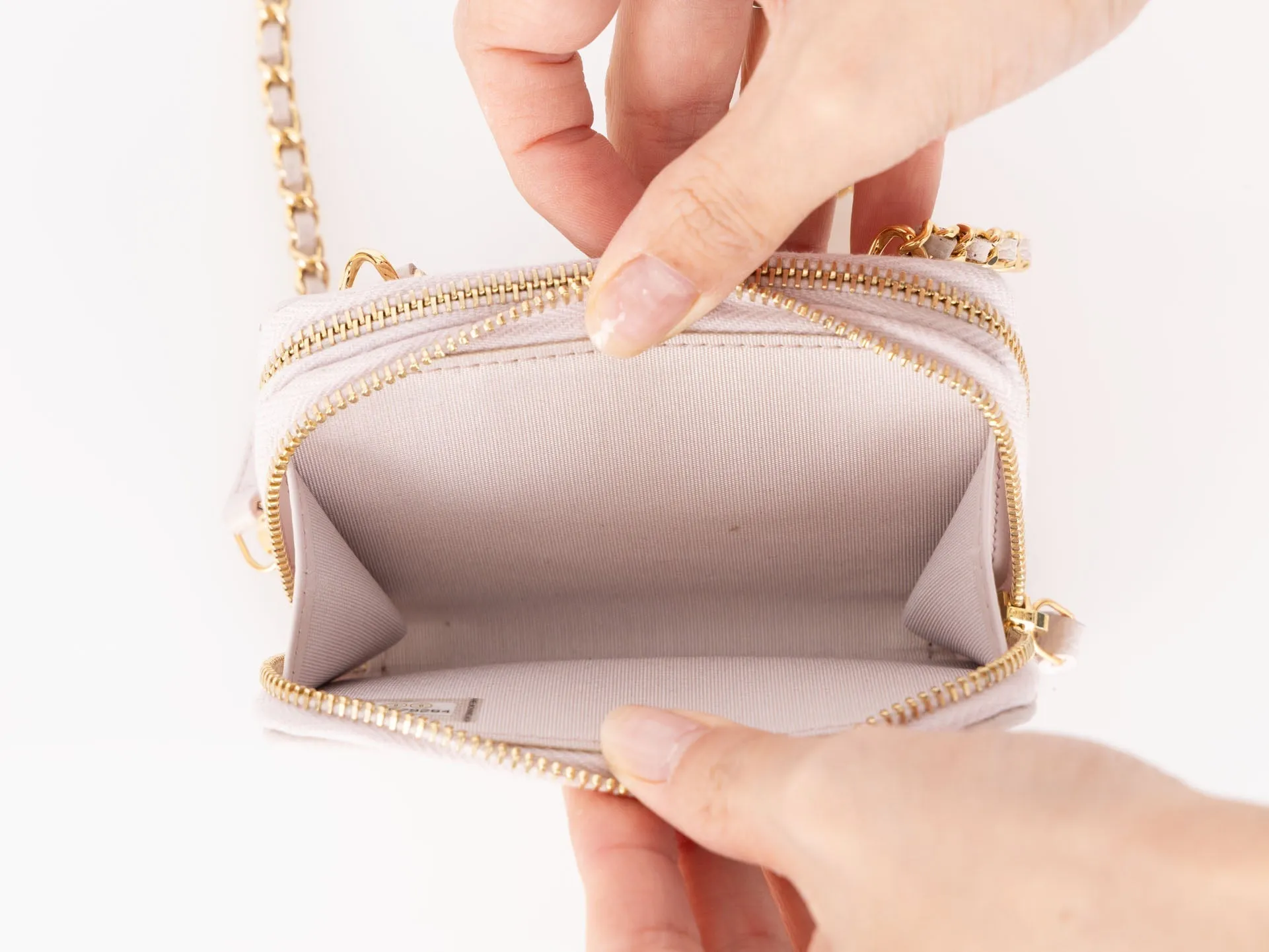 Chanel 2021 Caviar COCO Cardholder on Chain