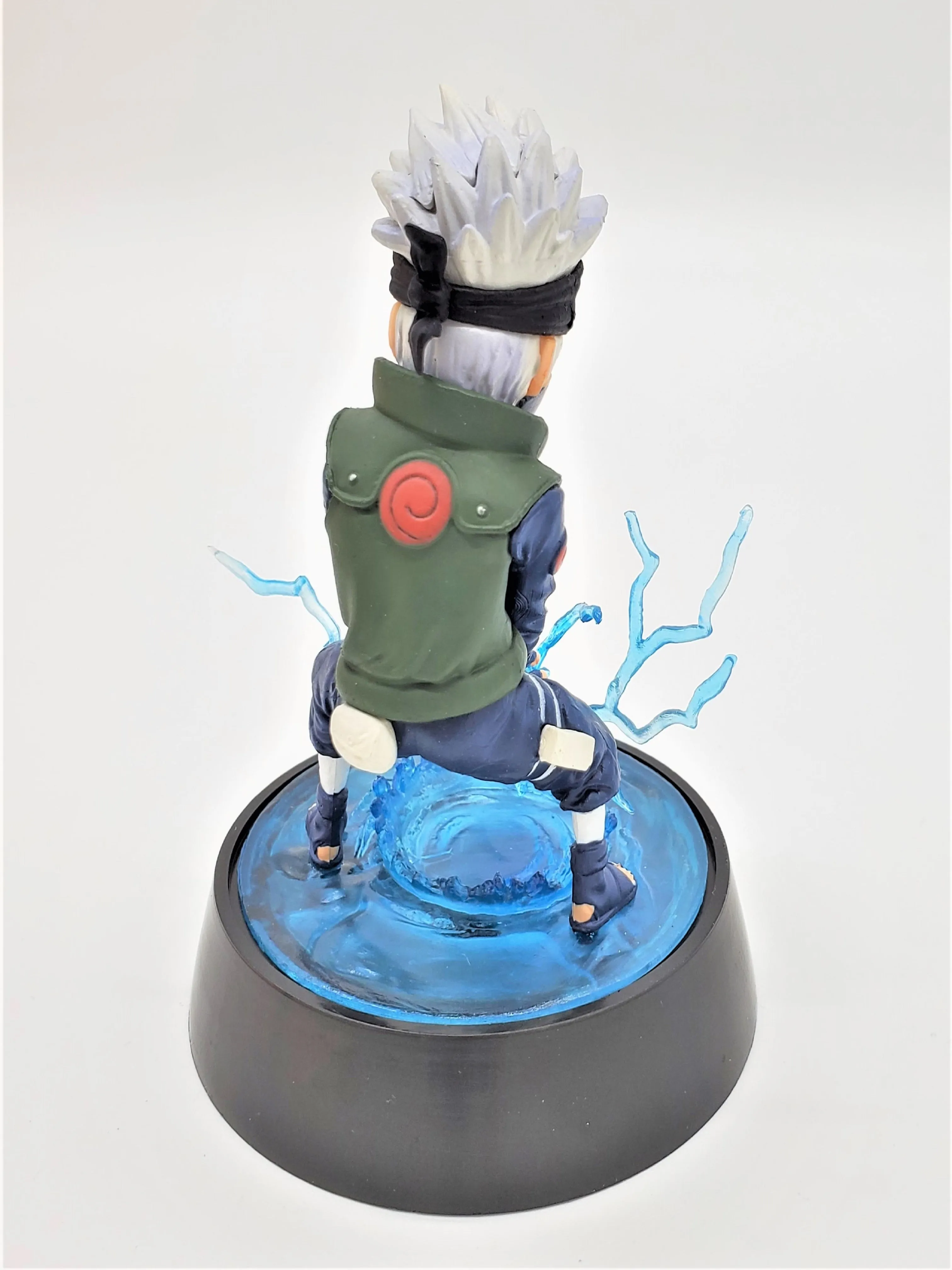 Exclusive Hatake Kakashi Action Figure with his ultimate Chidori move and Sharingan eyes