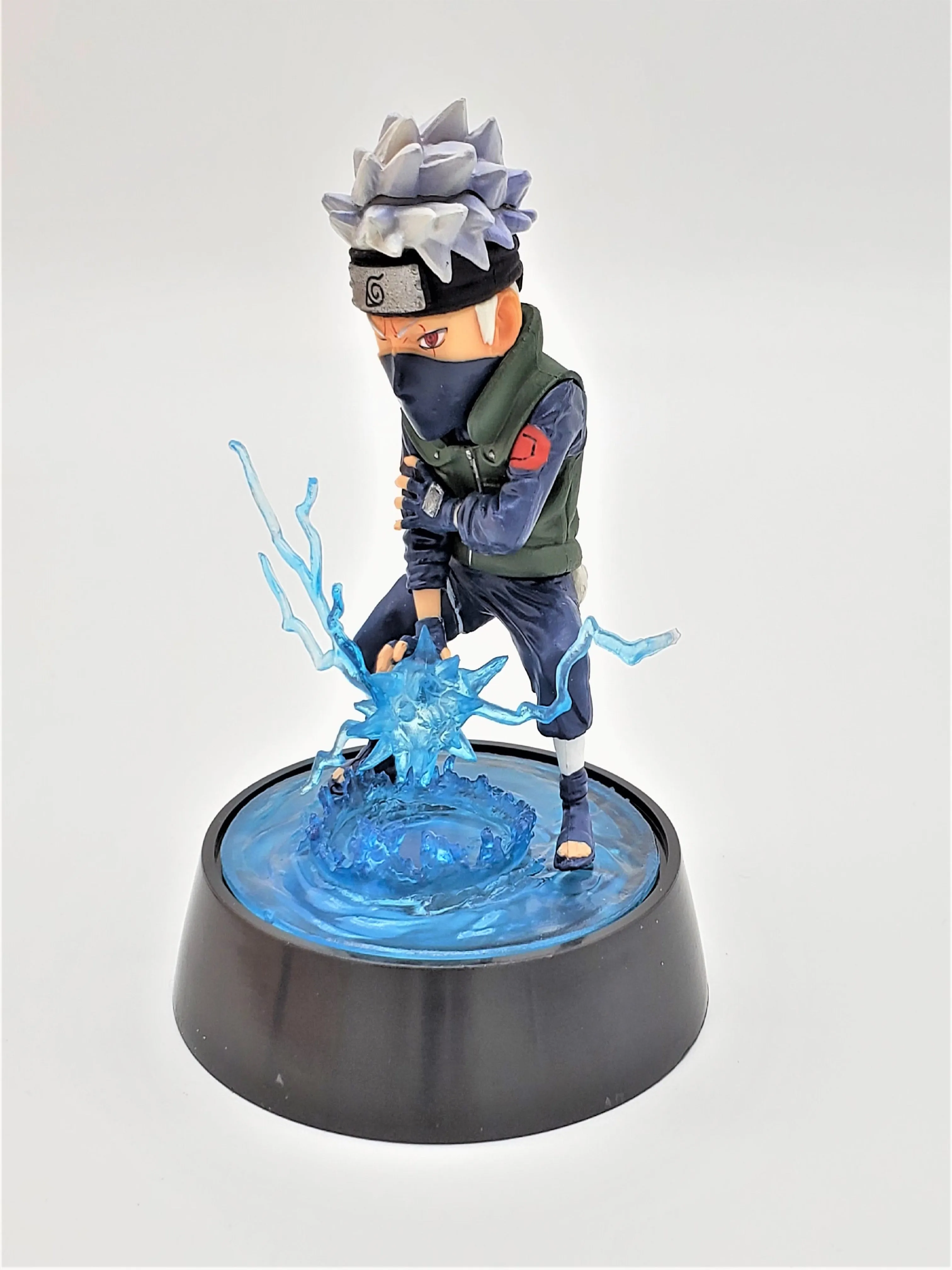 Exclusive Hatake Kakashi Action Figure with his ultimate Chidori move and Sharingan eyes