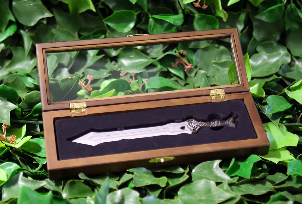 Thorin Oakenshield’s Regal Sword Replica Letter Opener